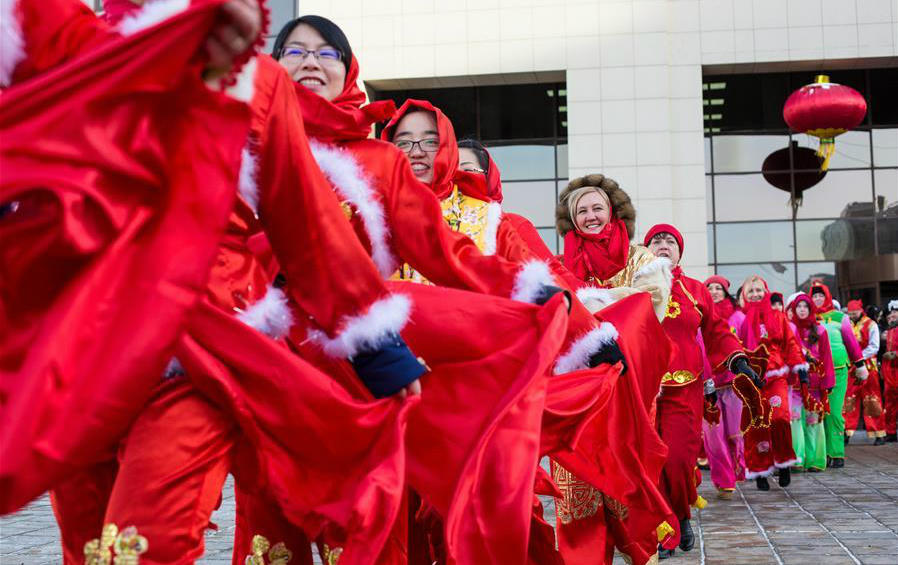 Không khí đón Tết âm lịch tại nhiều quốc gia trên thế giới